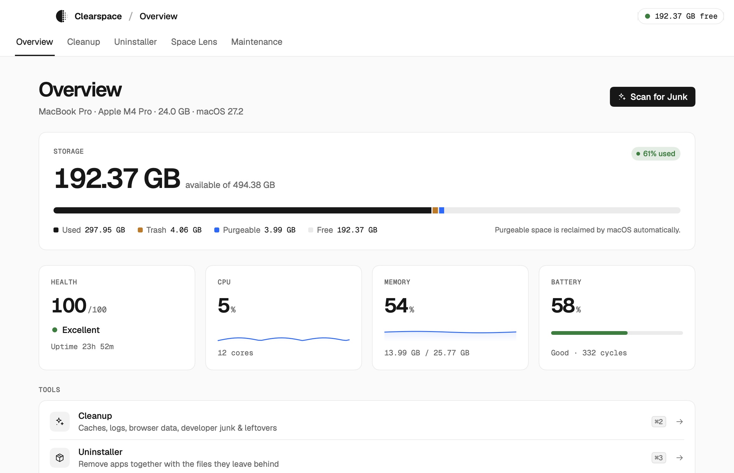 Clearspace Overview: free storage, a breakdown of used space, health score, and live CPU, memory and battery.